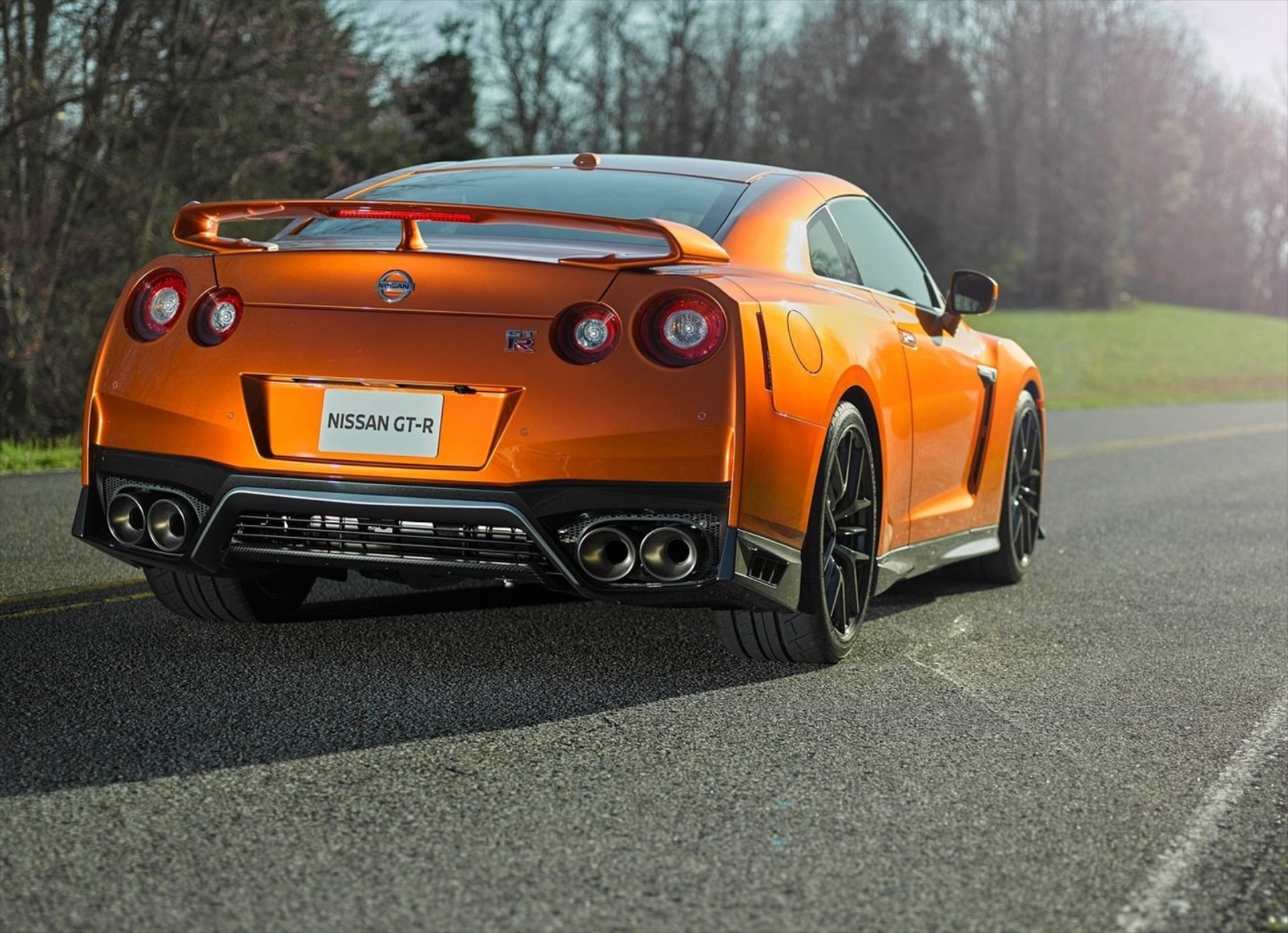 Κλέψανε & τρακάρανε το φρέσκο Nissan GT-R του (video)