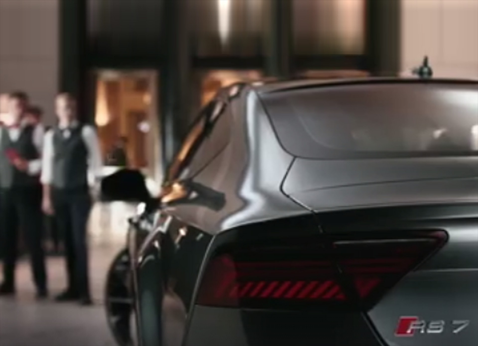 ΟΛΑ αυτά έγιναν για ένα Audi RS7 (video)