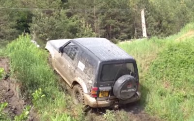 Pajero vs Patrol: Ποιος ανέβηκε; (video)