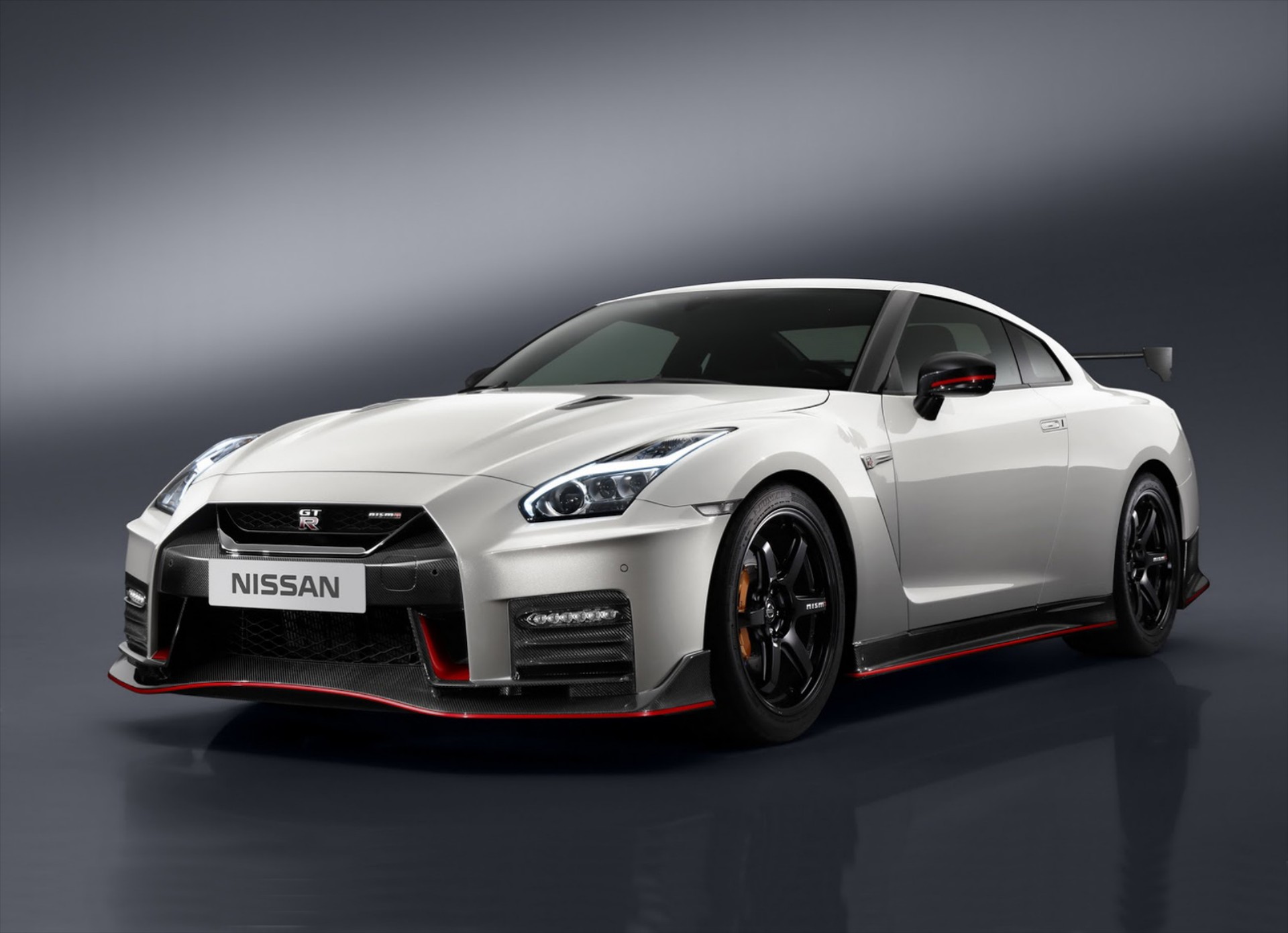 Nissan GT-R Nismo με πόσο;