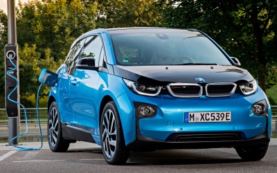 To νέο BMW i3 στον 1ο αγώνα Olympic Stadium Run