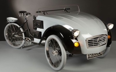 To αγαπημένο 2CV και σε… ηλεκτρικό 3κυκλο
