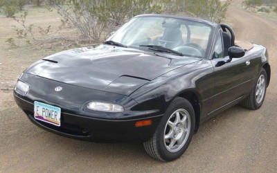 Πουλάει το ηλεκτρικό Mazda MX-5