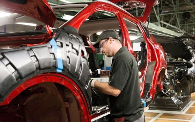 Η Nissan παραμένει στην Αγγλία