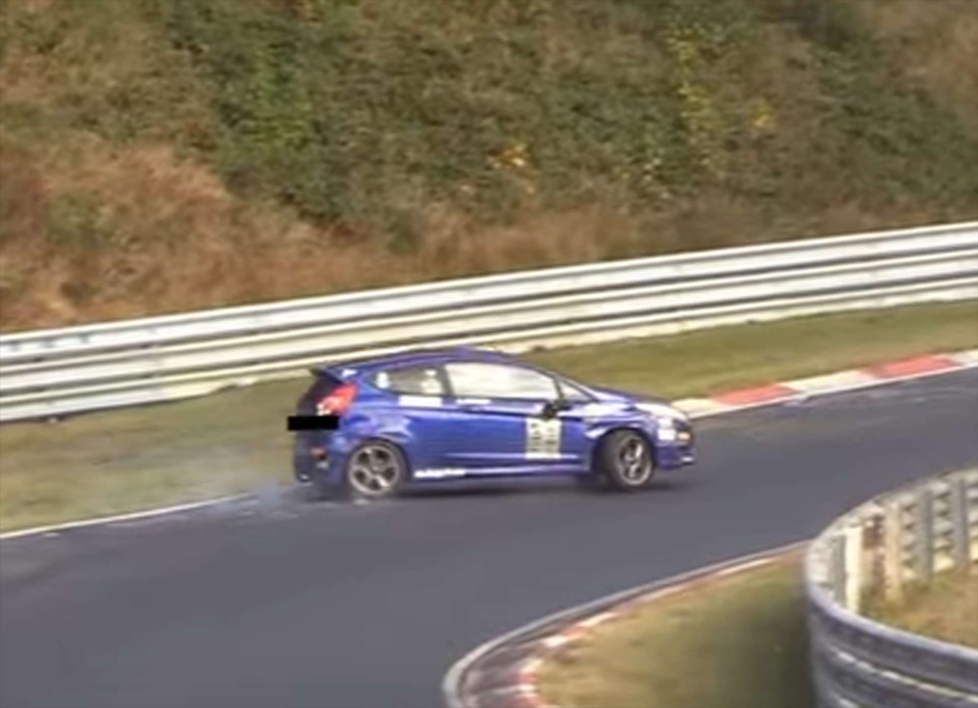 Ford Fiesta ST «βρήκε» στον τοίχο! (video)