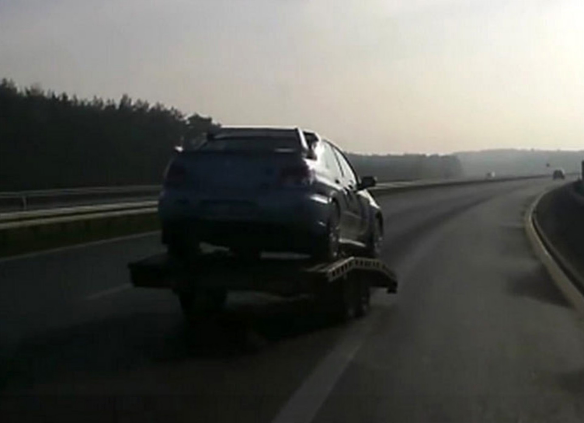 Τον προσπέρασε το (δικό του) trailer (video)