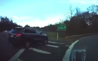 Το έσωσε ο οδηγός και όχι το Autopilot (video)