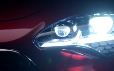 Προ των πυλών το sport sedan της Kia (vid)