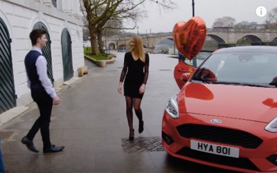 Έκπληξη στους «απασχολημένους Βαλεντίνους» (video)