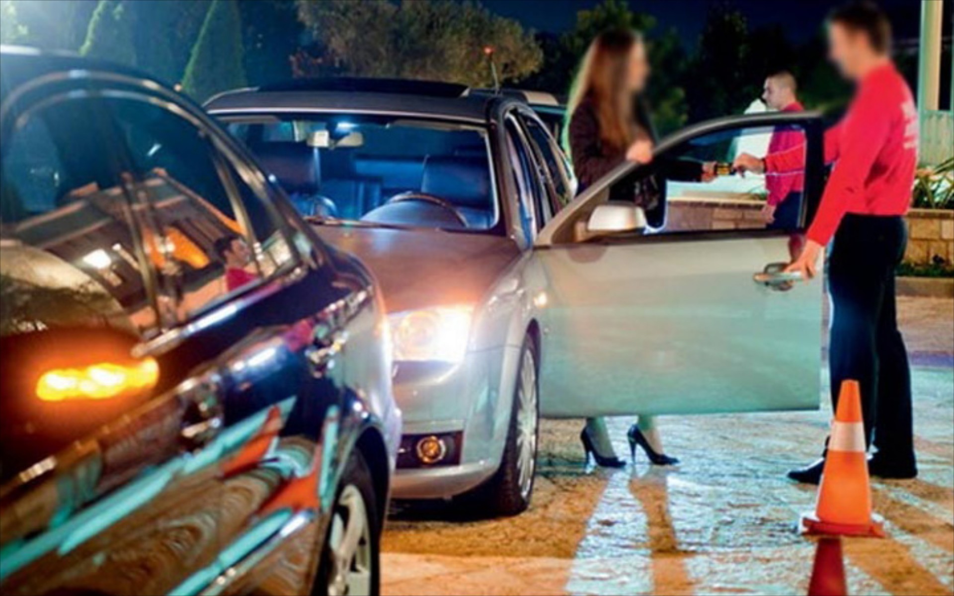 Συνέλαβαν 18 «παρκαδόρους» νυχτερινών κέντρων