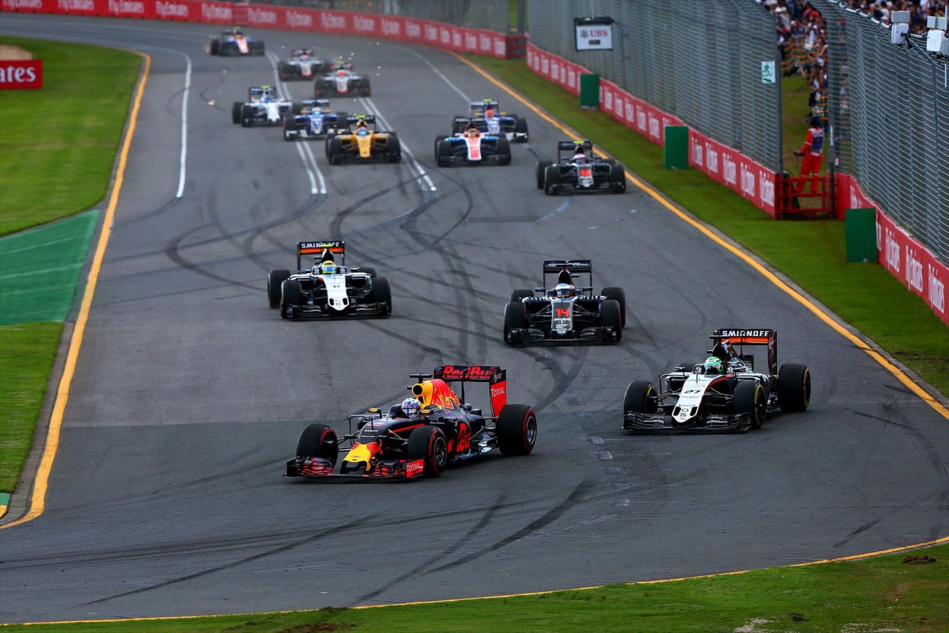 F1: Τέρμα τα ψέματα … Gentlemen … lets race!