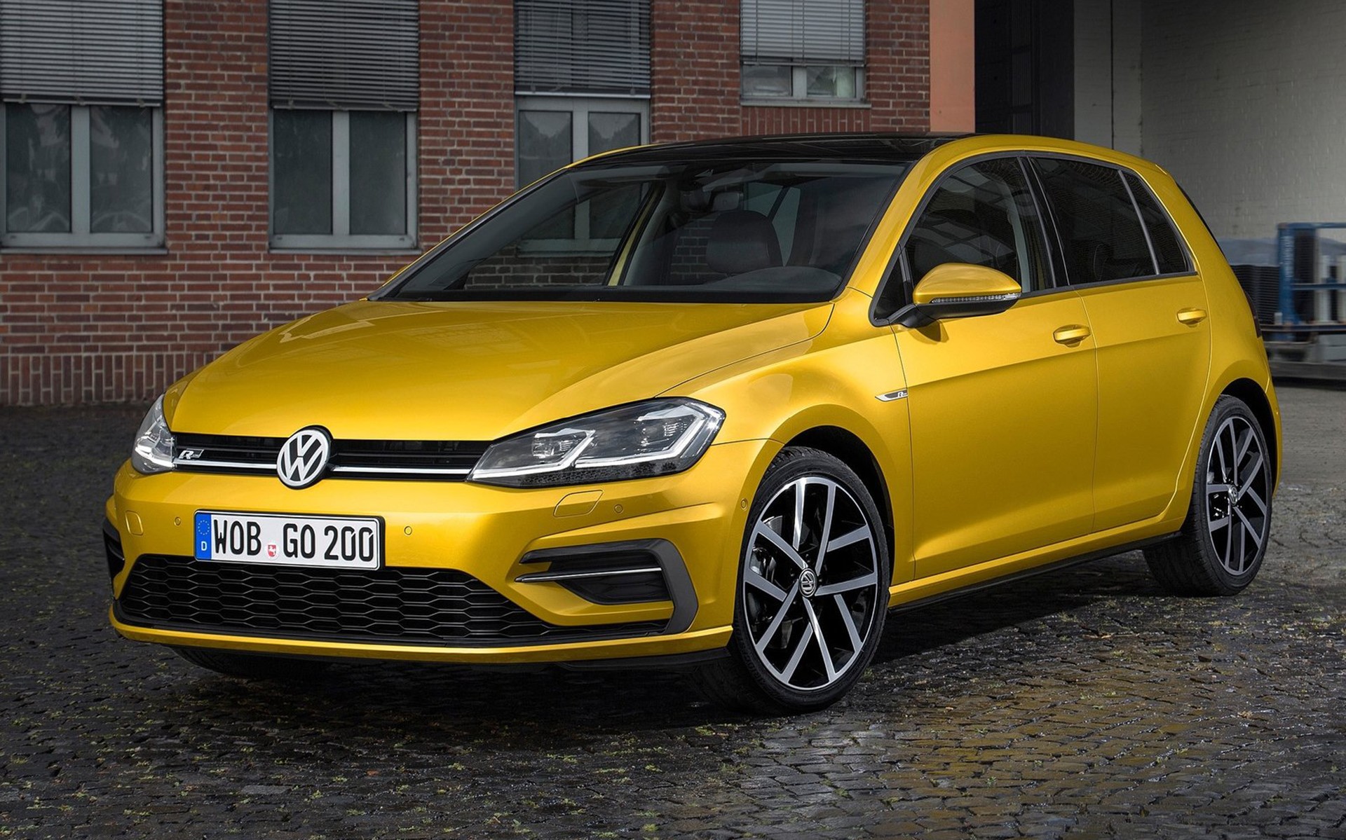 Άνοιξαν οι παραγγελίες του Golf με τον νέο 1.5 TSI στη Γερμανία