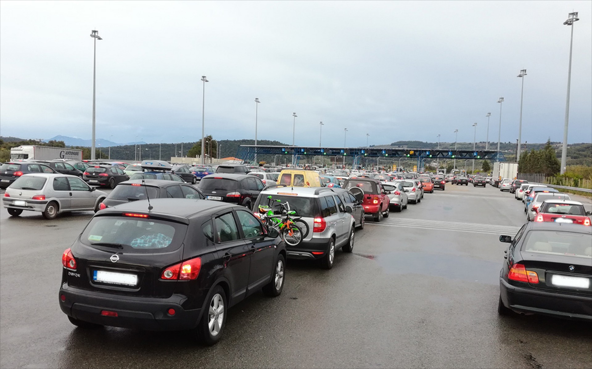 83 αυτοκίνητα ανά λεπτό στα διόδια!