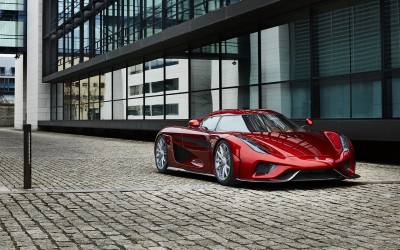 Η Koenigsegg προσλαμβάνει υπαλλήλους χωρίς… πτυχίο!