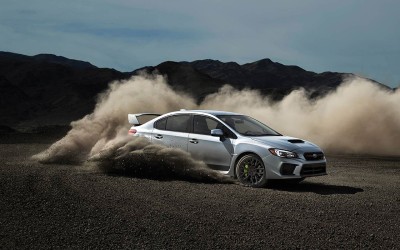 Το Subaru WRX στην πίστα και το χώμα (vid)