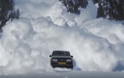 Επικό βίντεο που συνοδεύει την αγγελία του (video)