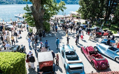 Η πιο φινετσάτη έκθεση αυτοκινήτου (vid)