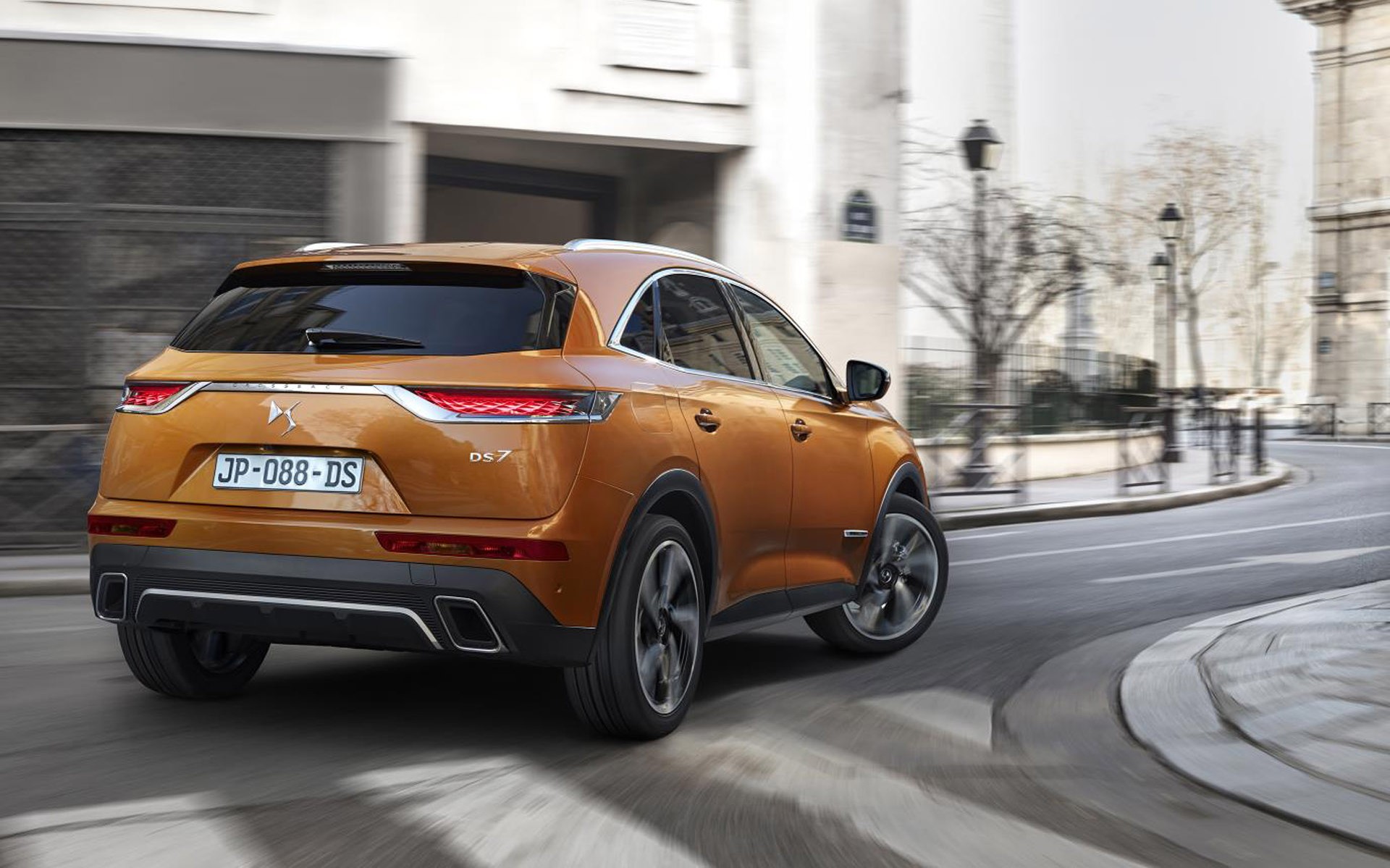 Υβριδικό DS 7 CROSSBACK μέσα στο 2019