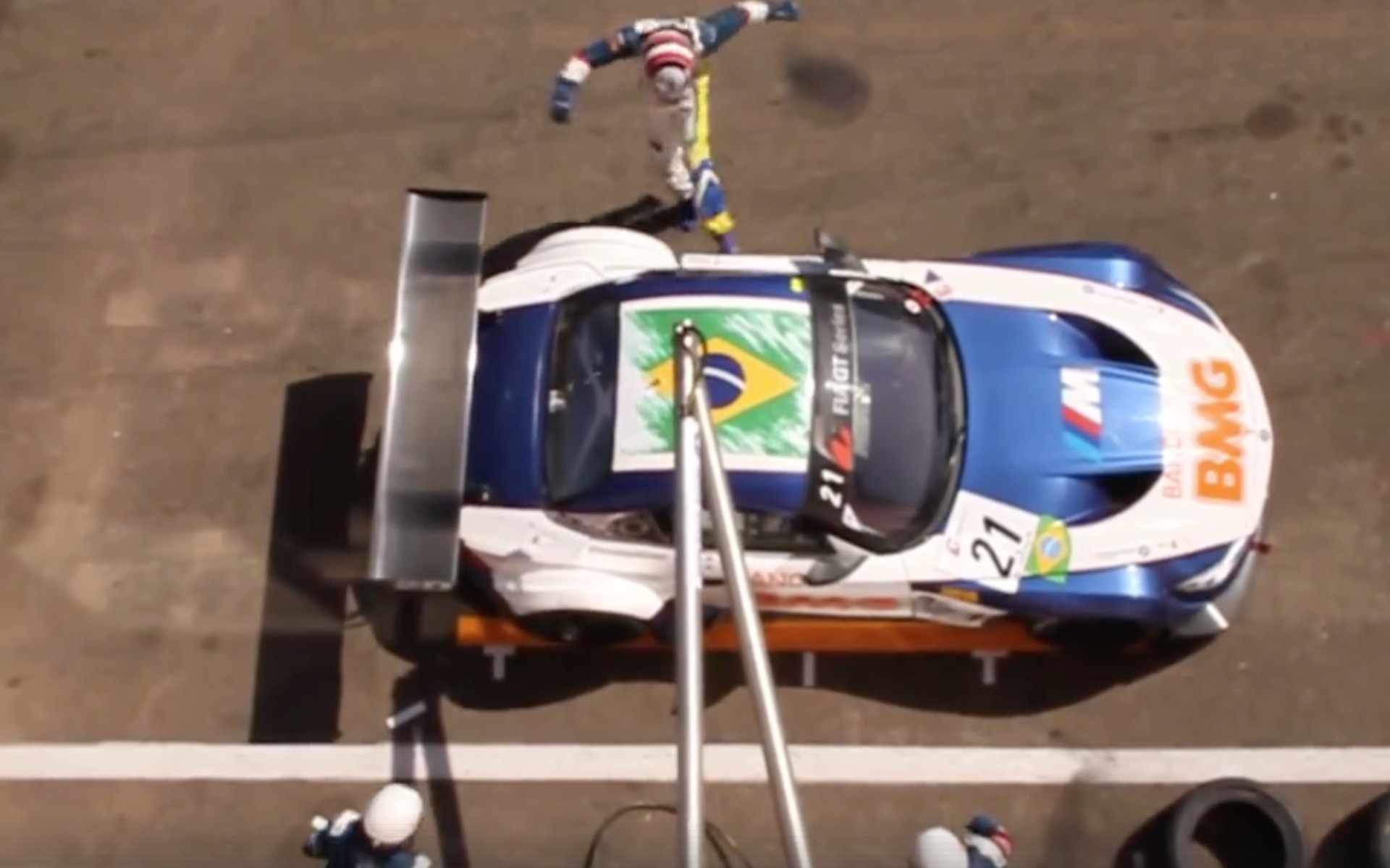 Εσύ πώς θα έκλεινες την πόρτα ενός αγωνιστικού; (video)