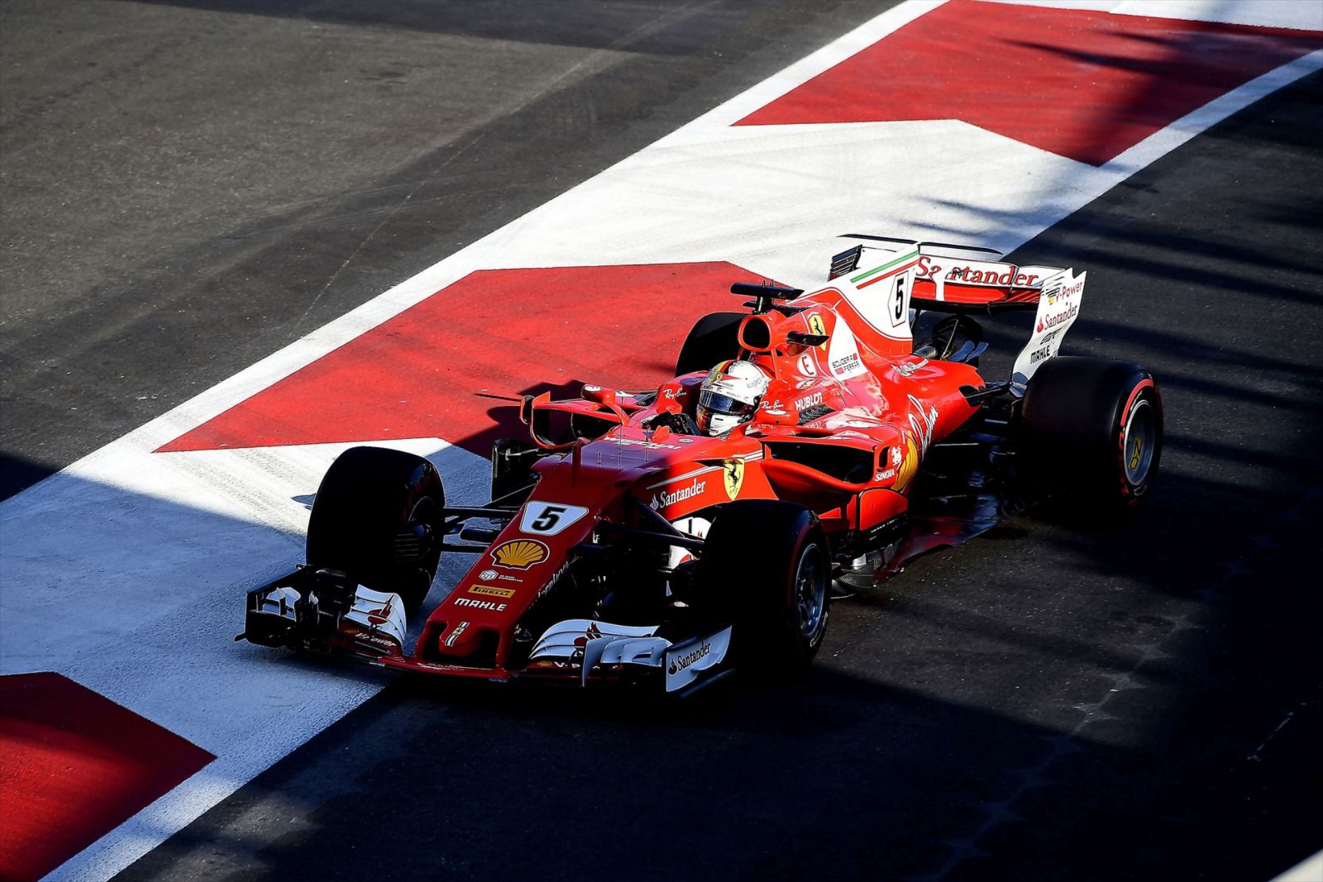 F1: Ακόμα συζητάμε το θέμα Vettel vs Hamilton; (Video)