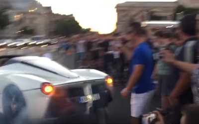 Κάνει donuts «ξυστά» από το κόσμο (video)