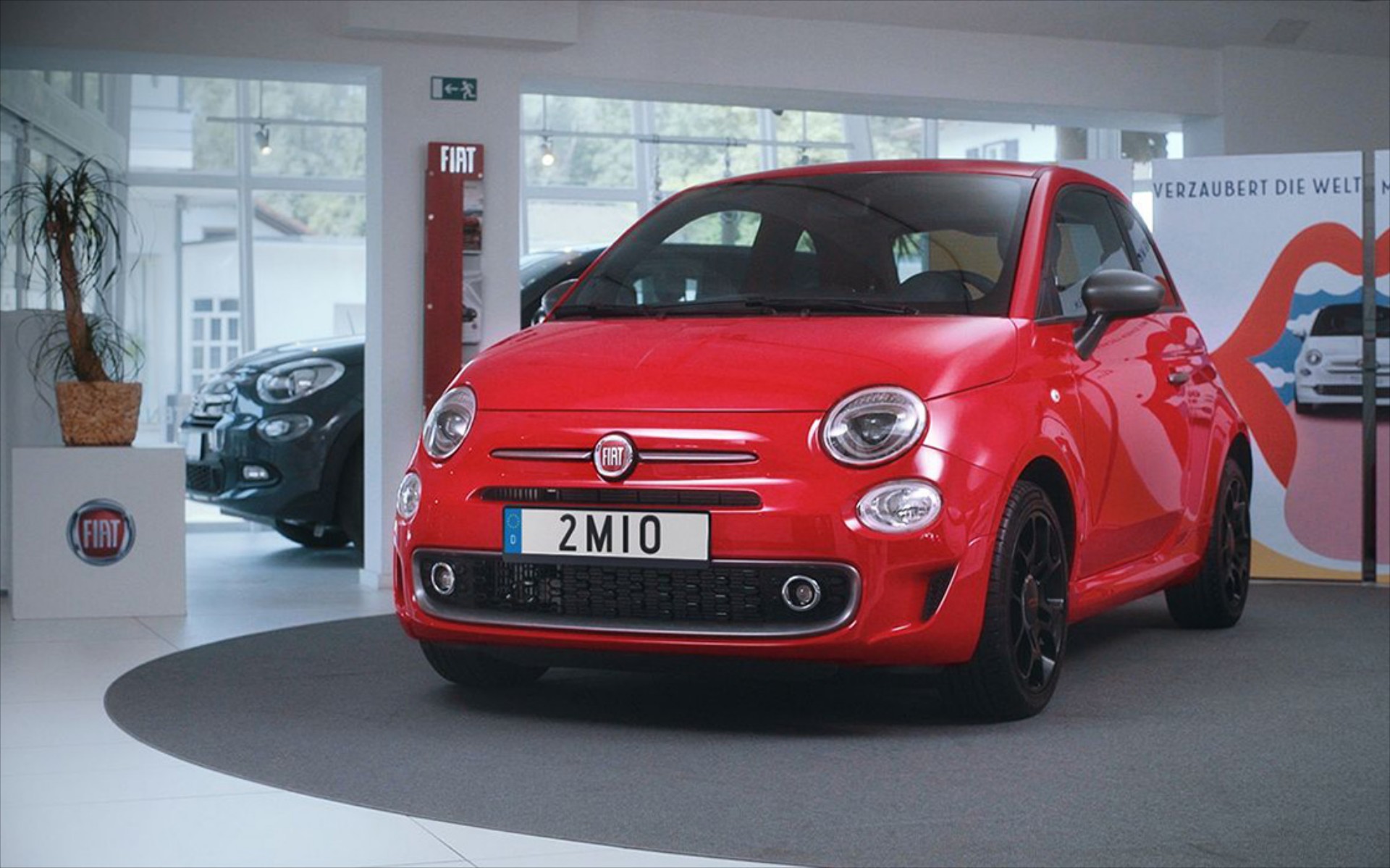 Το νέο Fiat 500 έφθασε τα 2 εκατ. πωλήσεις (vid)