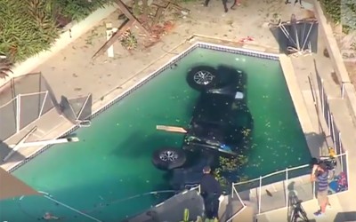 Ναι, το F-150 δεν ξέρει να κολυμπάει! (video)