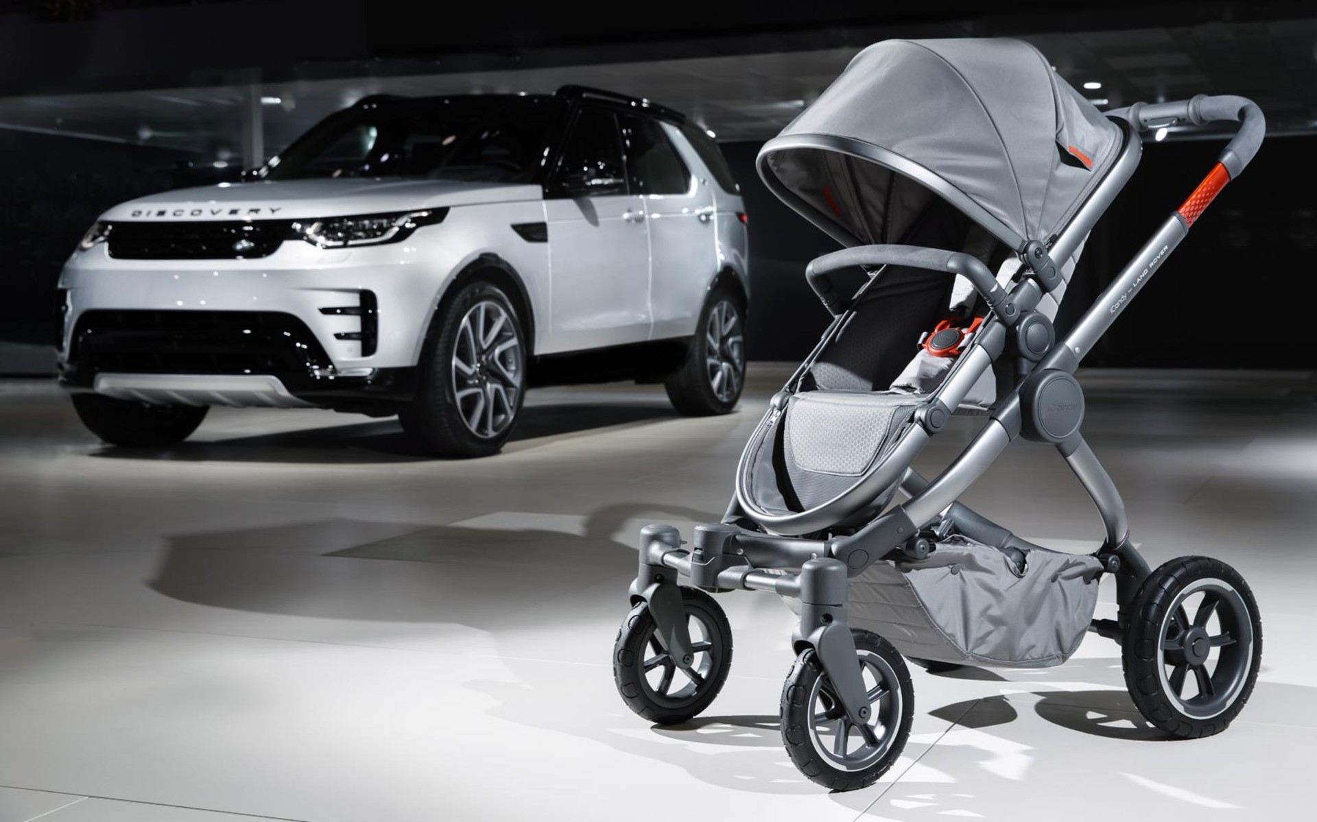 Καροτσάκι παντός εδάφους από την Land Rover!