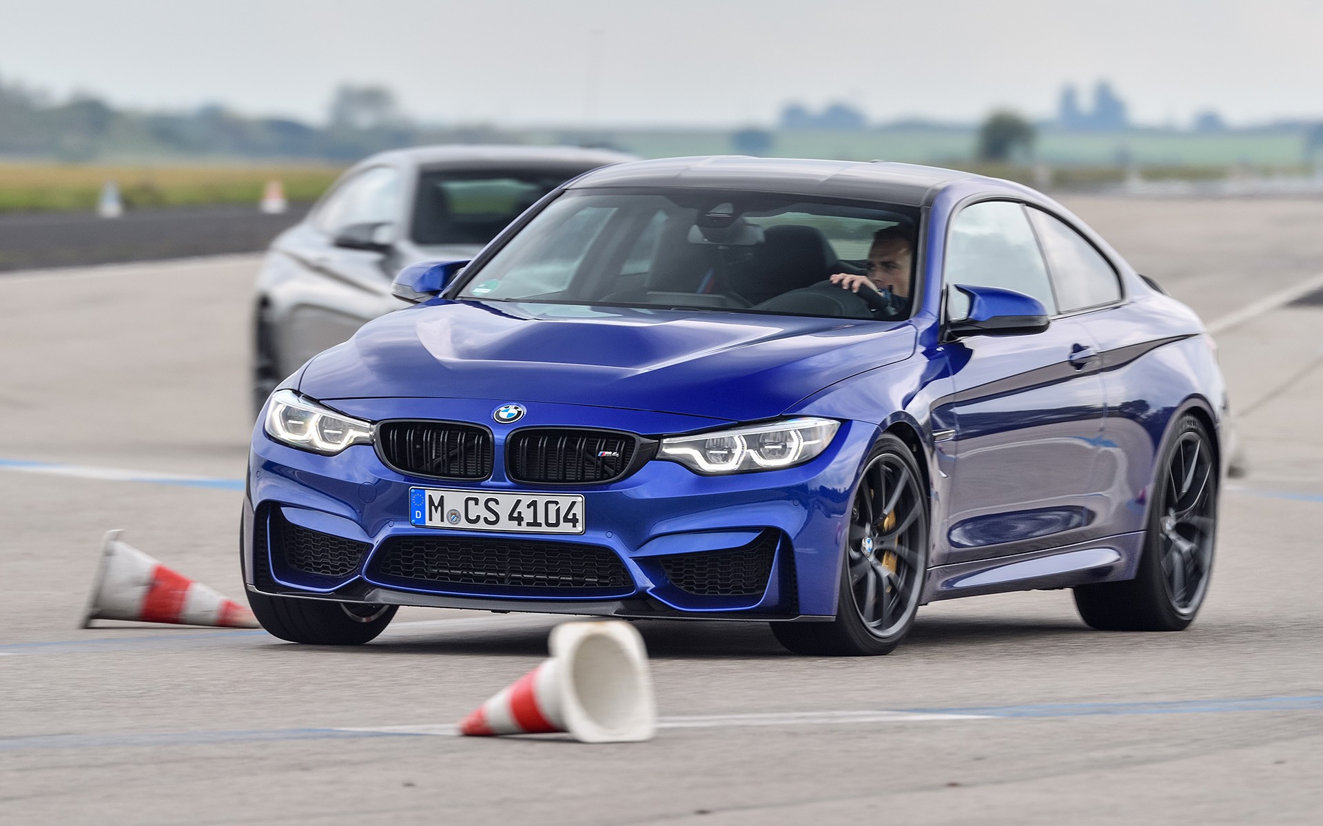 40 χρόνια σχολή οδήγησης από τη BMW (vid)