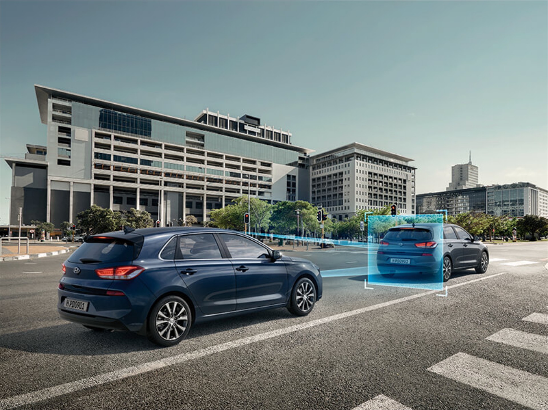 Hyundai i30 με Forward Collision-Avoidance Assist (FCAA) - Urban
