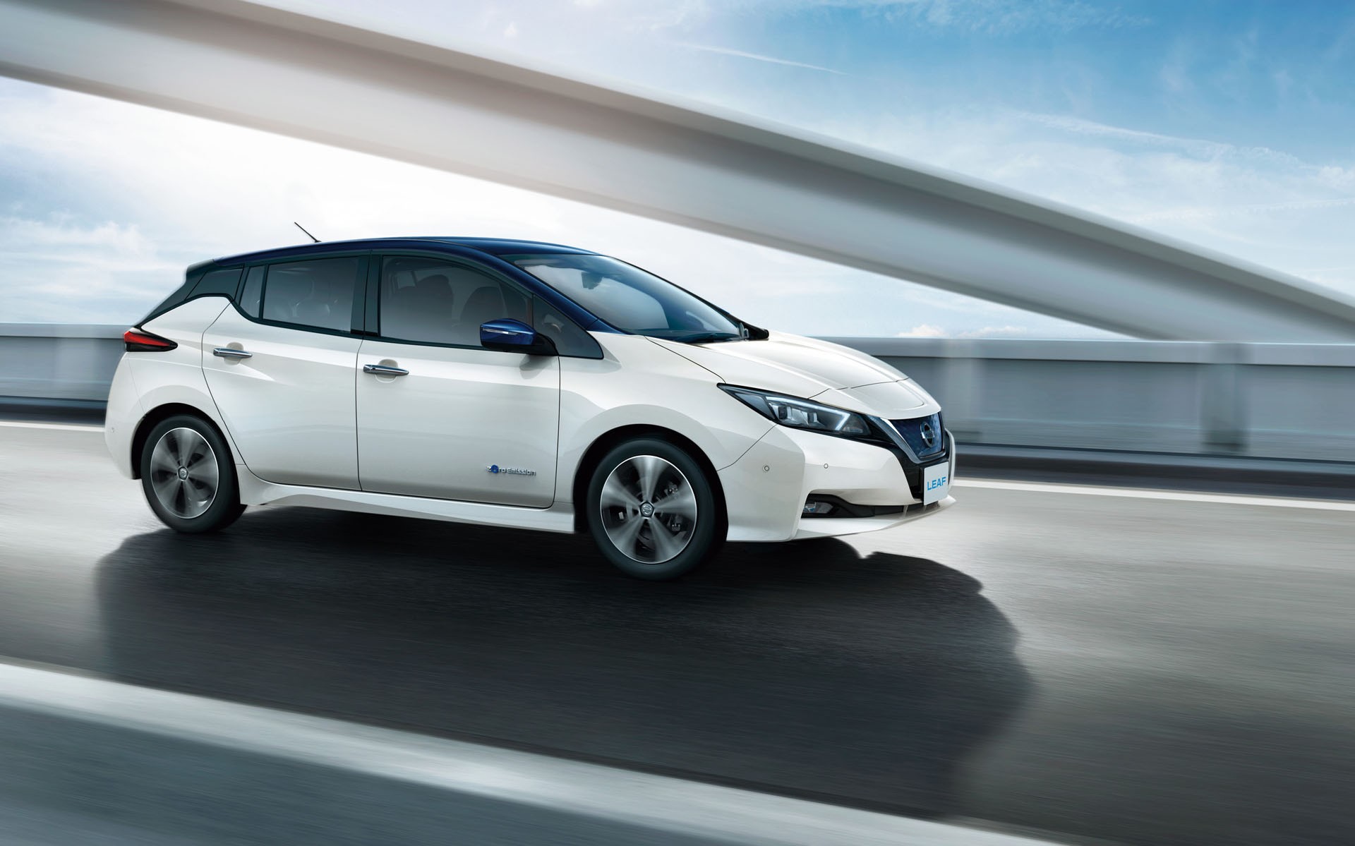 Δυνατό ξεκίνημα για το νέο Nissan Leaf
