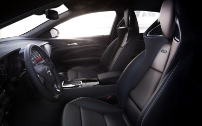 Εσύ δεν θα ήθελες να κάθεσαι εδώ; (vid)