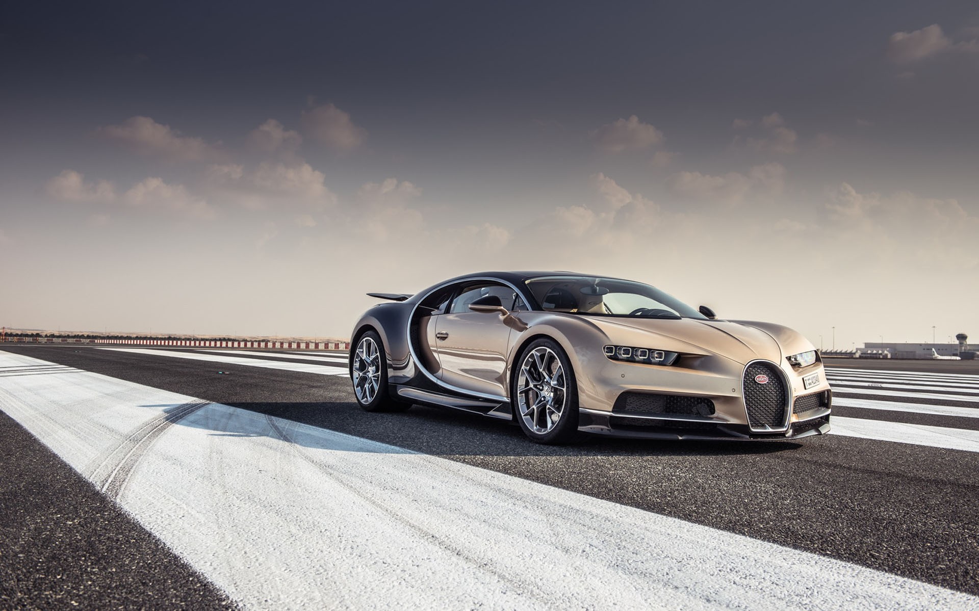 70 Bugatti Chiron κυκλοφορούν ανάμεσά μας