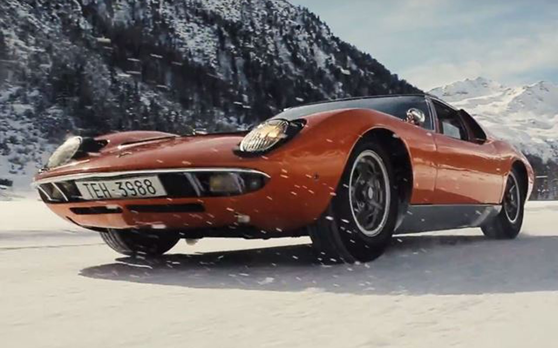 Θα πήγαινες τη Lamborghini Miura στα χιόνια; (video)