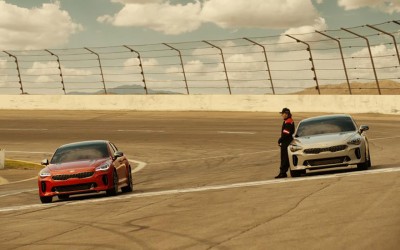 Ο Emerson Fittipaldi και το Kia Stinger (vid)