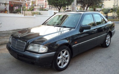 5 μεταχειρισμένες Mercedes-Benz C 180 από 2.500 ευρώ