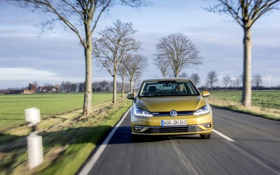 Με υβριδική τεχνολογία το επόμενο Golf