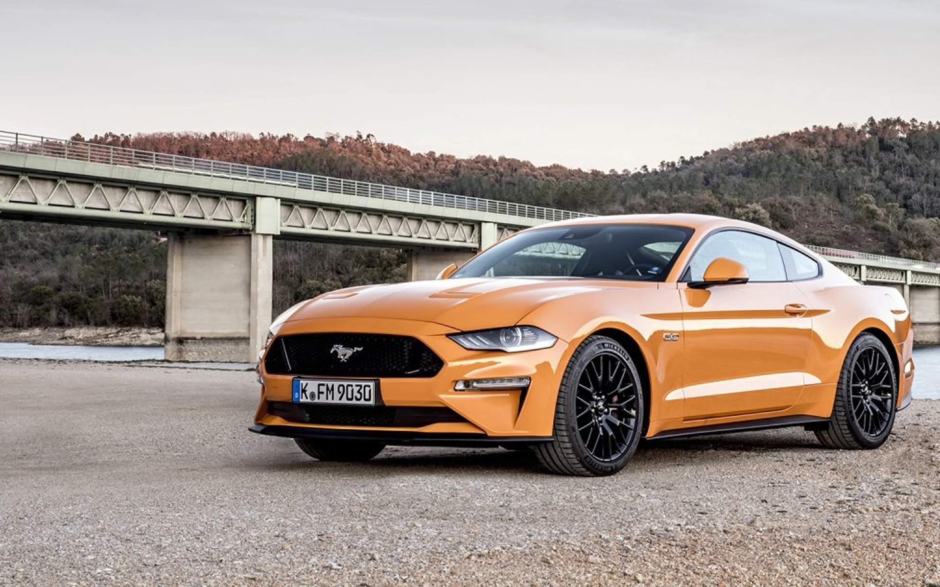 Πόσο κοστίζει η νέα Ford Mustang στην Ελλάδα; (vid)