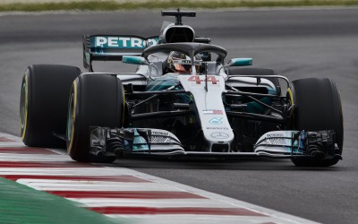 F1: Εύκολο απόγευμα για τον Lewis Hamilton