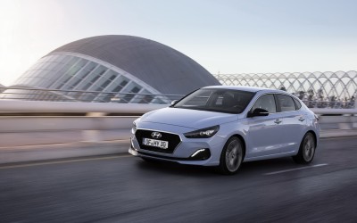 Νέο Hyundai i30 Fastback: Κομψότητα και δυναμισμός σε τέλεια ισορροπία