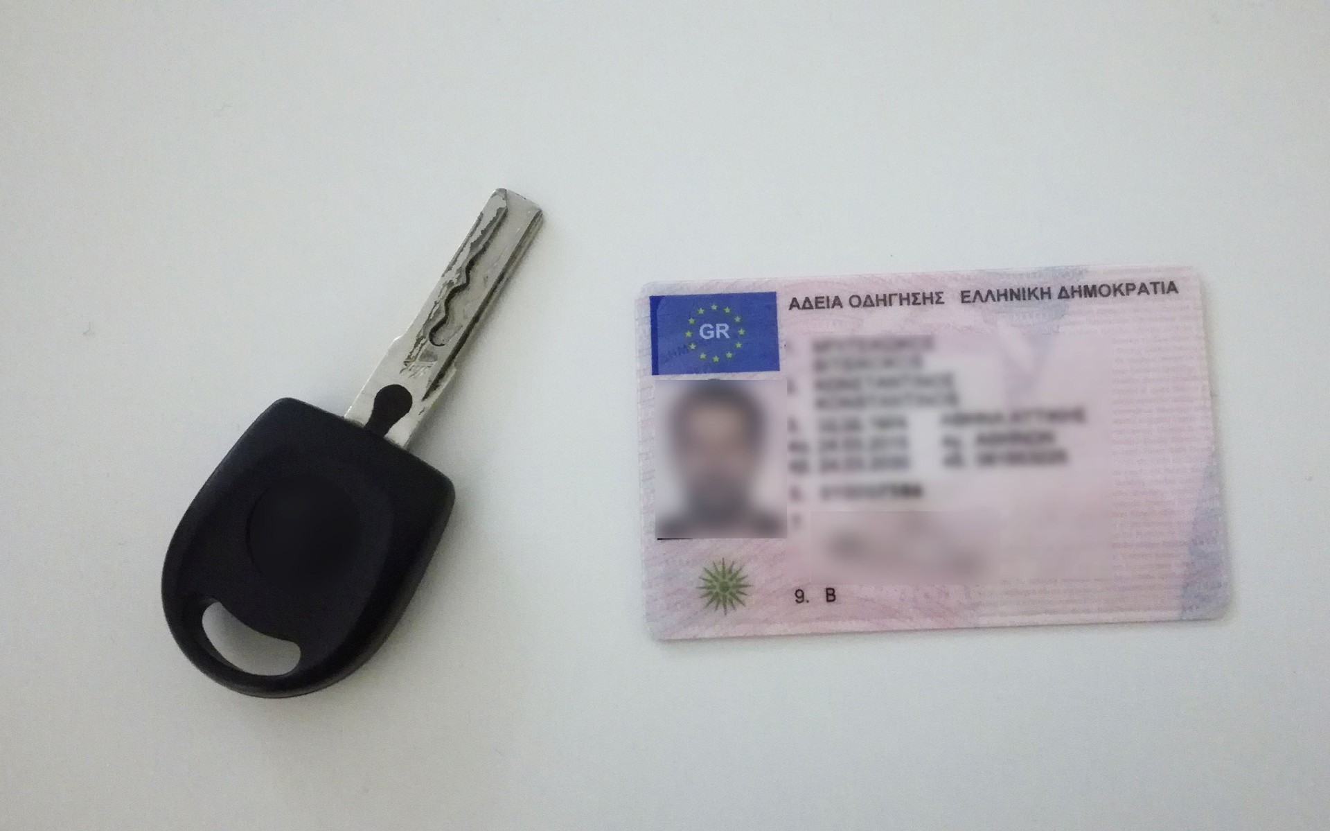 Κύκλωμα έβγαζε παράνομες άδειες οδήγησης με ταρίφα 1.500-2.500 ευρώ