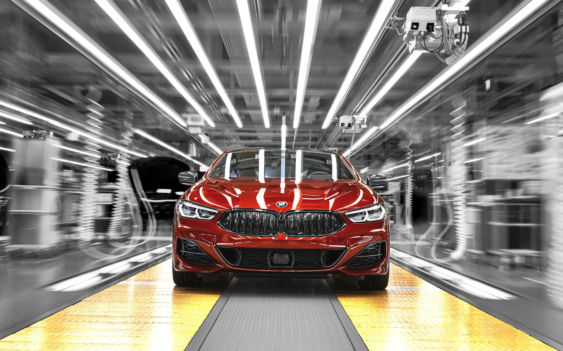 Έτσι κατασκευάζεται η νέα BMW 8άρα (vid)