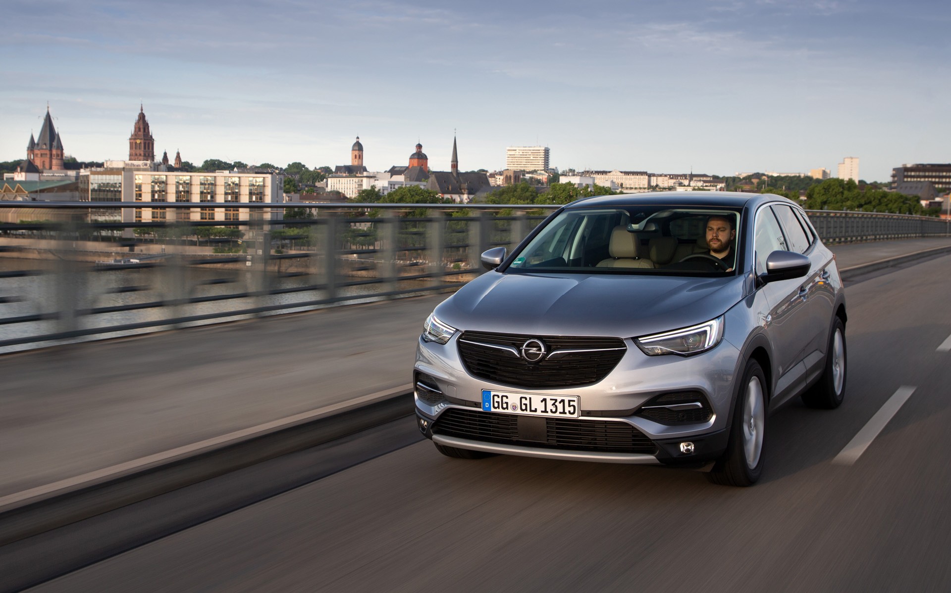 Opel Grandland X με νέο ισχυρό κινητήρα βενζίνης
