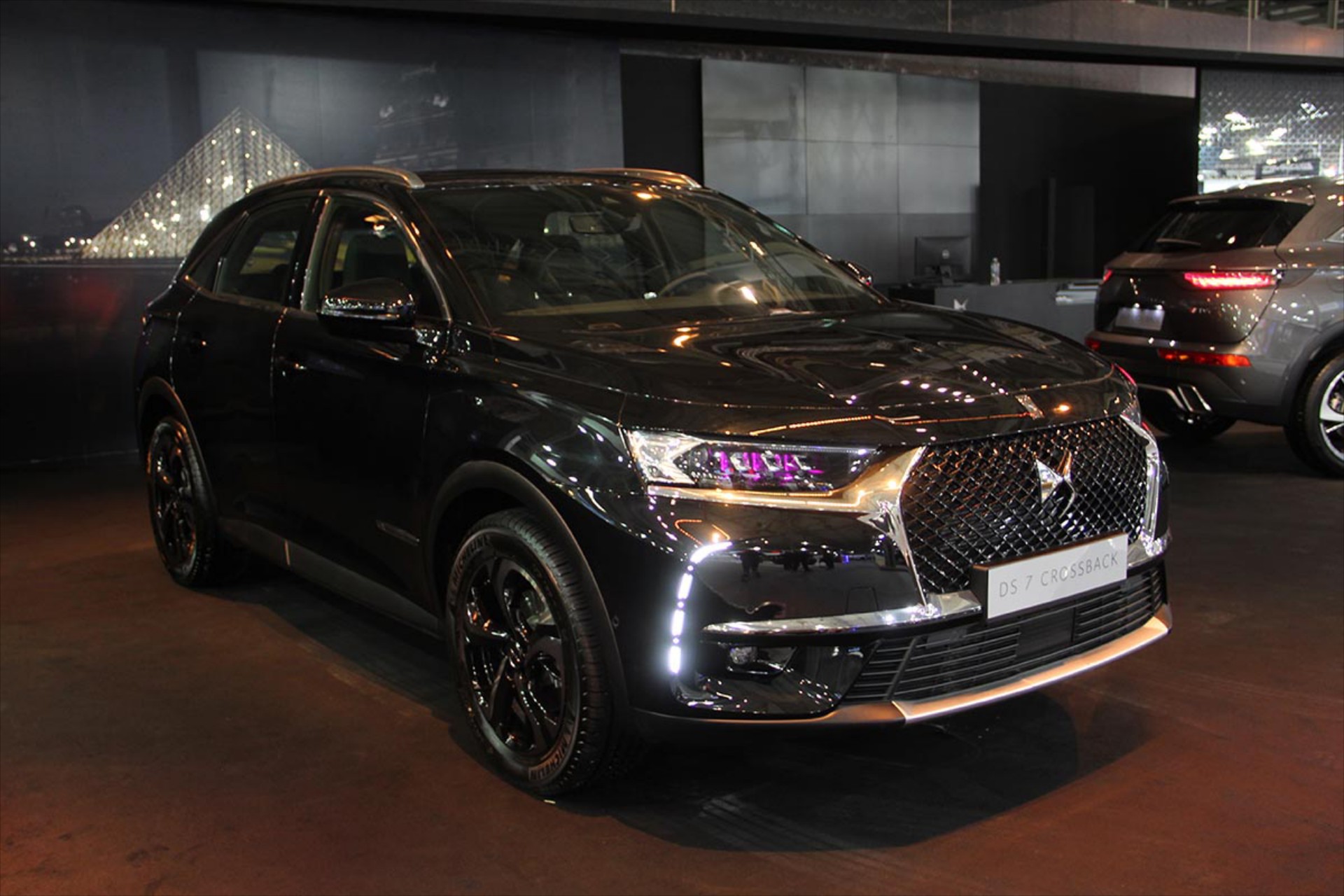 VIDEO: Το DS 7 Crossback στην ΑΥΤΟΚΙΝΗΣΗ 2018