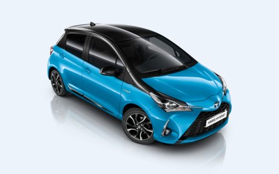 Η Toyota διαθέτει 65 Yaris Hybrid μόνο μέσω διαδικτύου
