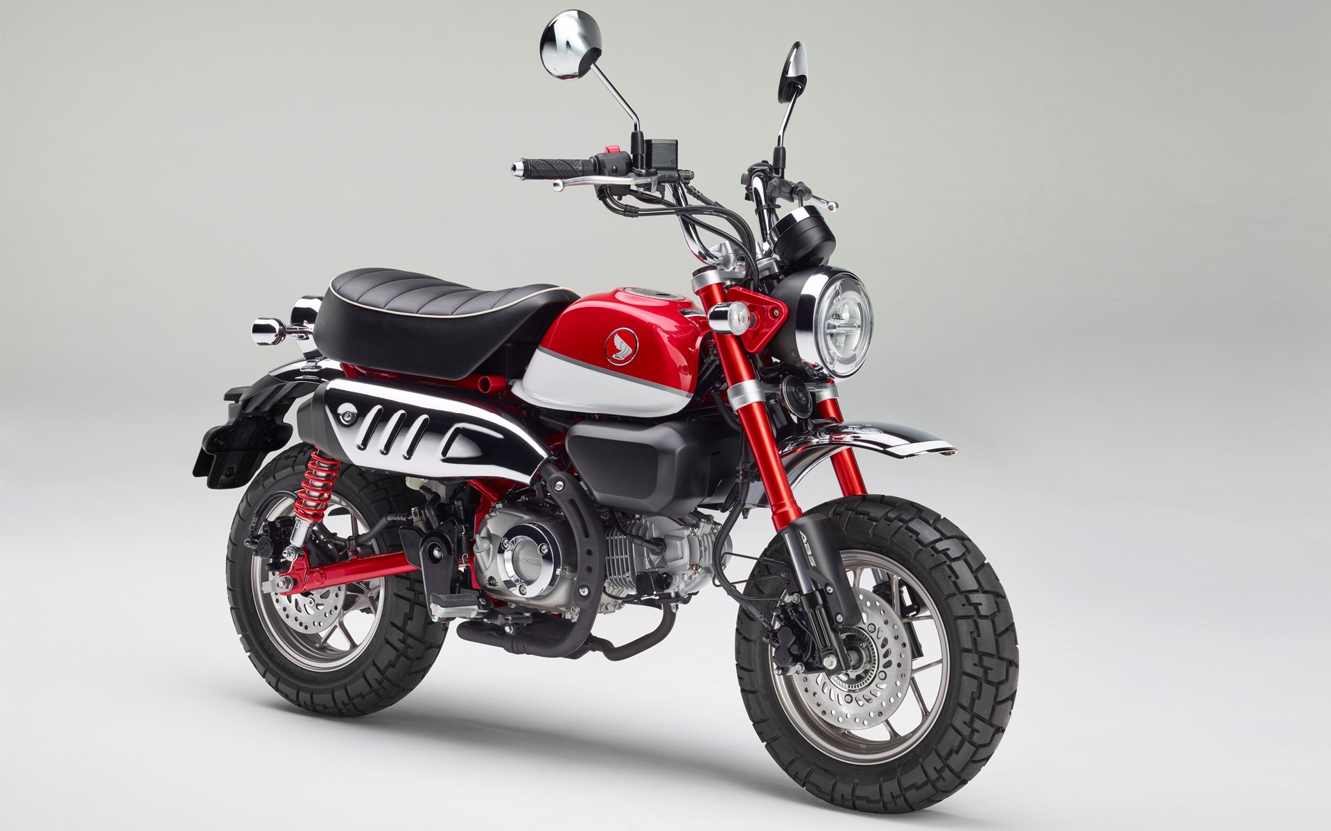 Honda Monkey 125 ABS (μπόμπος) με 4.100 ευρώ