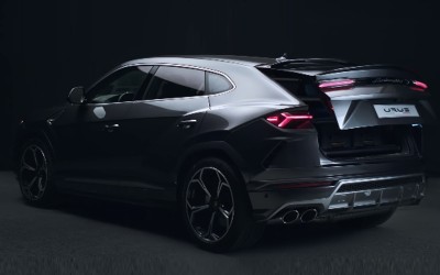 Τι χώρο αποσκευών έχει η Lamborghini Urus; (video)