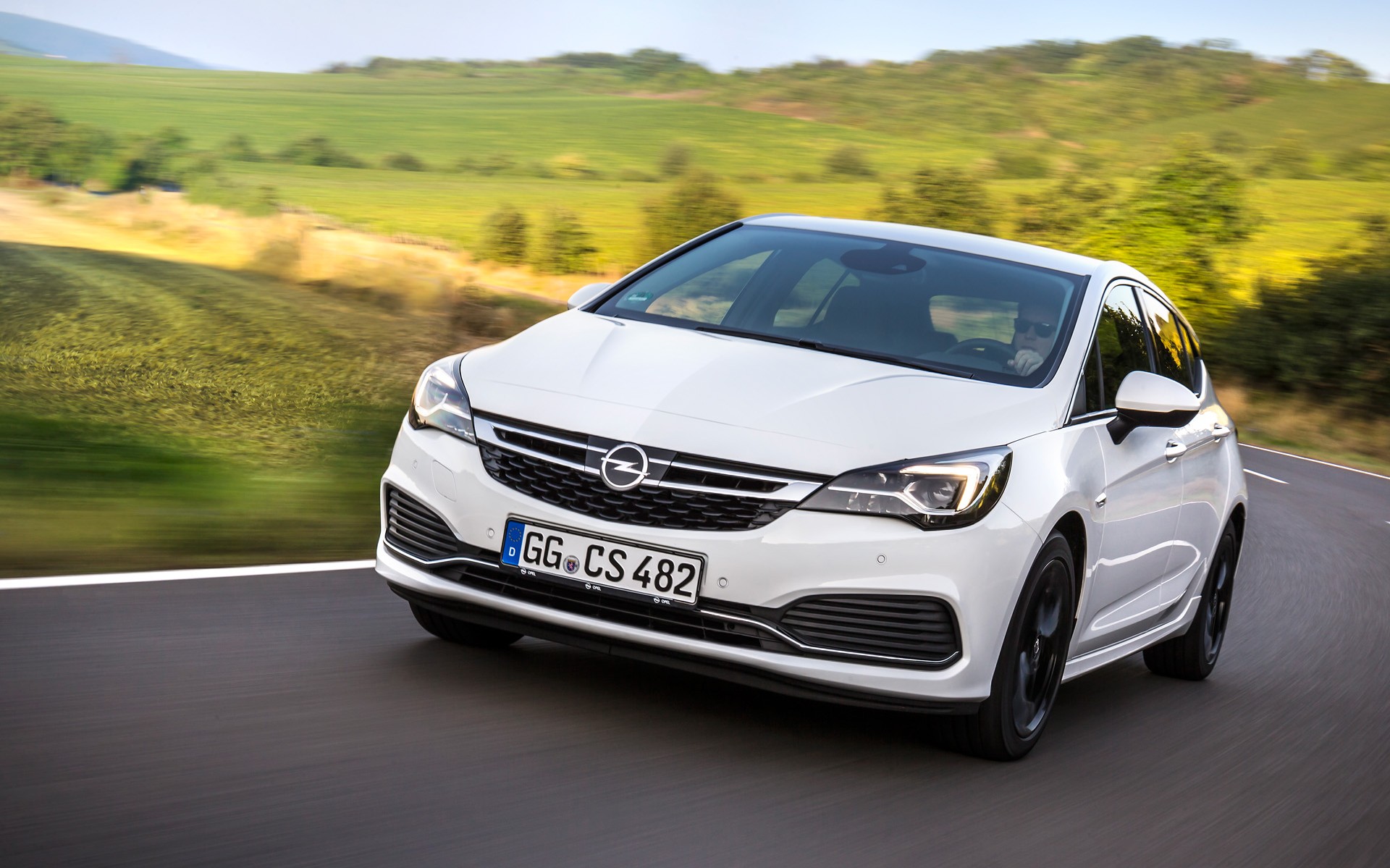 Τώρα το Opel Astra πιο φθηνό σε diesel από βενζίνη!