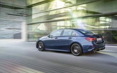 Η νέα Mercedes-AMG A 35 sedan με 306 ίππους (vid)