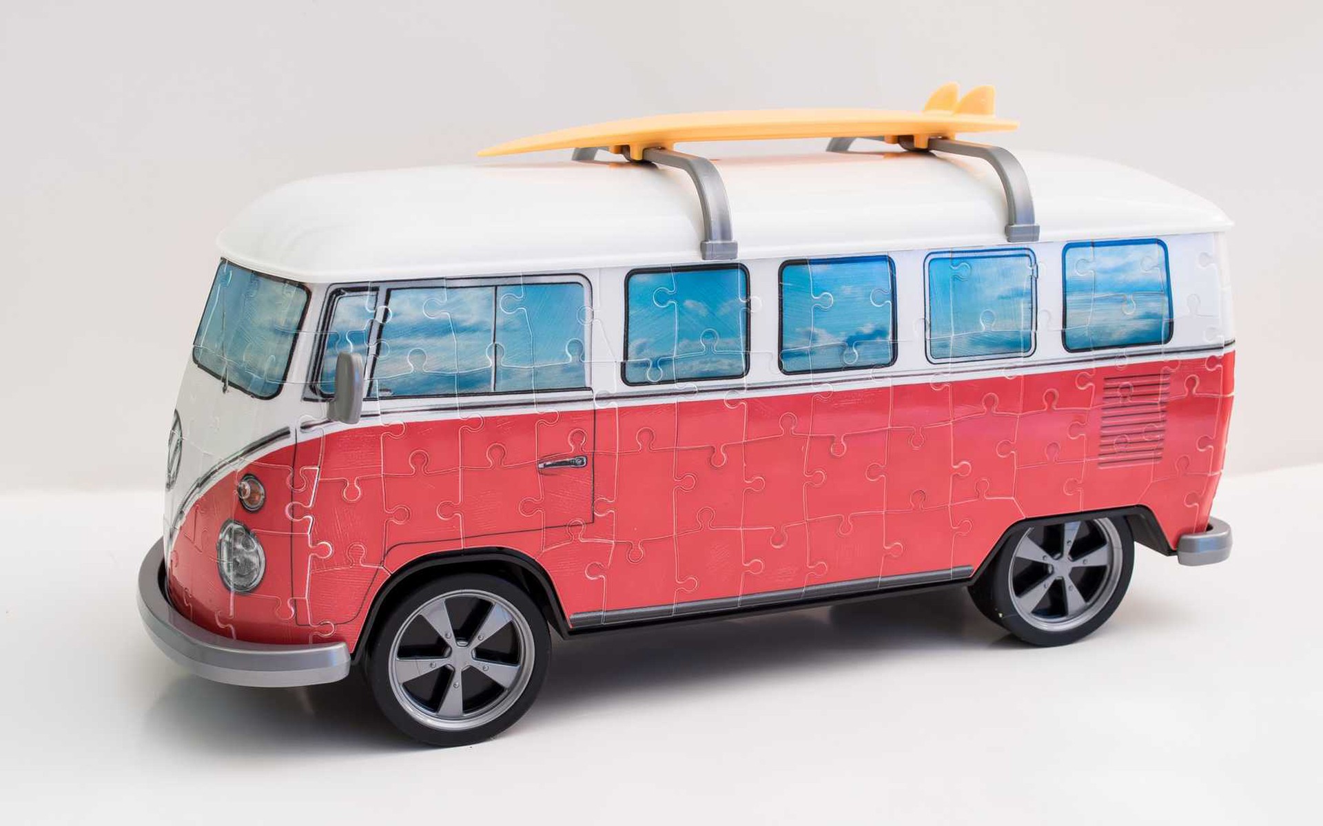 Αυτό το Volkswagen T1 είναι παζλ (video)